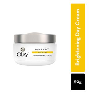 Olay Natural Aura Day Cream With SPF 15, Glowing Radiance Cream With Niacinamide, Vitamin Pro B5, E(50g)