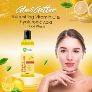 CareVeda Refreshing Vitamin C Enriched With Rose and Sandalwood Face Wash??(100 g)