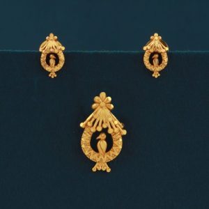 Shree Hari Pendant Set - DPS315