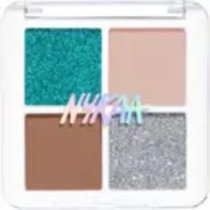 NYKAA Stardust Multi-Texture Holographic Quad Eyeshadow Palette 5.5 g  (Cyber Baddie)